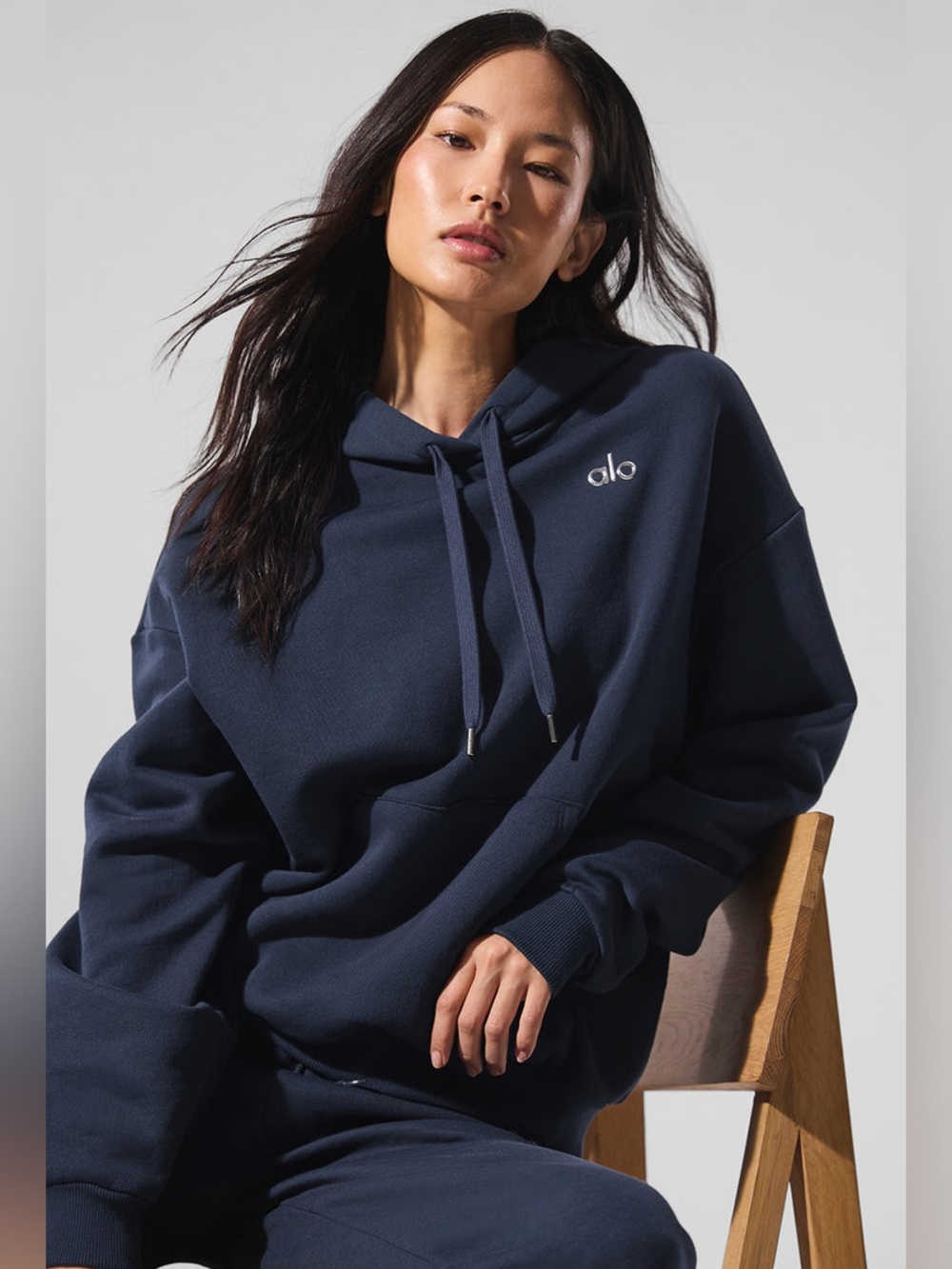 Alo Yoga Accolade Hoodie - Navy - S “unisex”